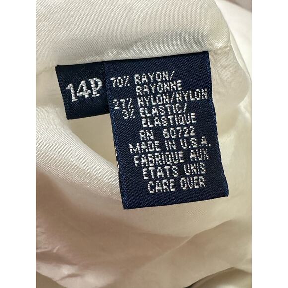 Burberry's vintage cream blazer and pants set suit size 14P - Picture 12 of 16